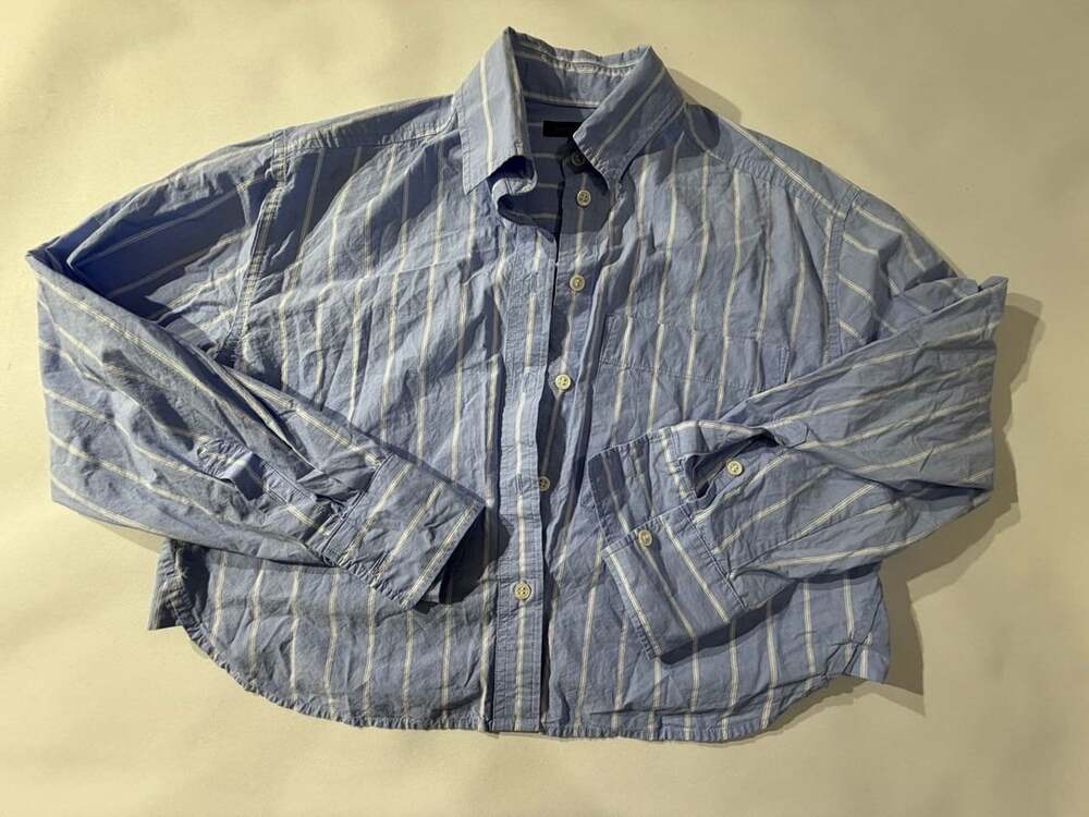 Banana Republic XS Blue White Stripe Long Sleeve Button Up Shirt Preppy Y2K